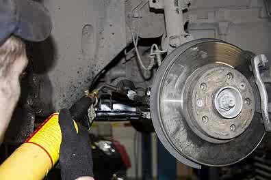 ремонтируем рулевую рейку в Санрено